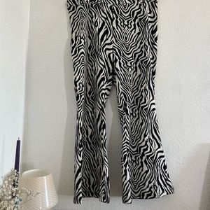 Zebra pants
